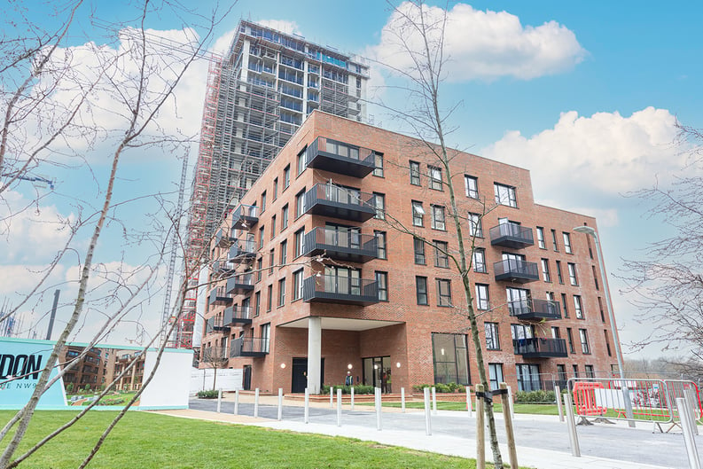 1 bedroom(s) apartment to sale in Shearwater Drive, Hendon, London-image 1