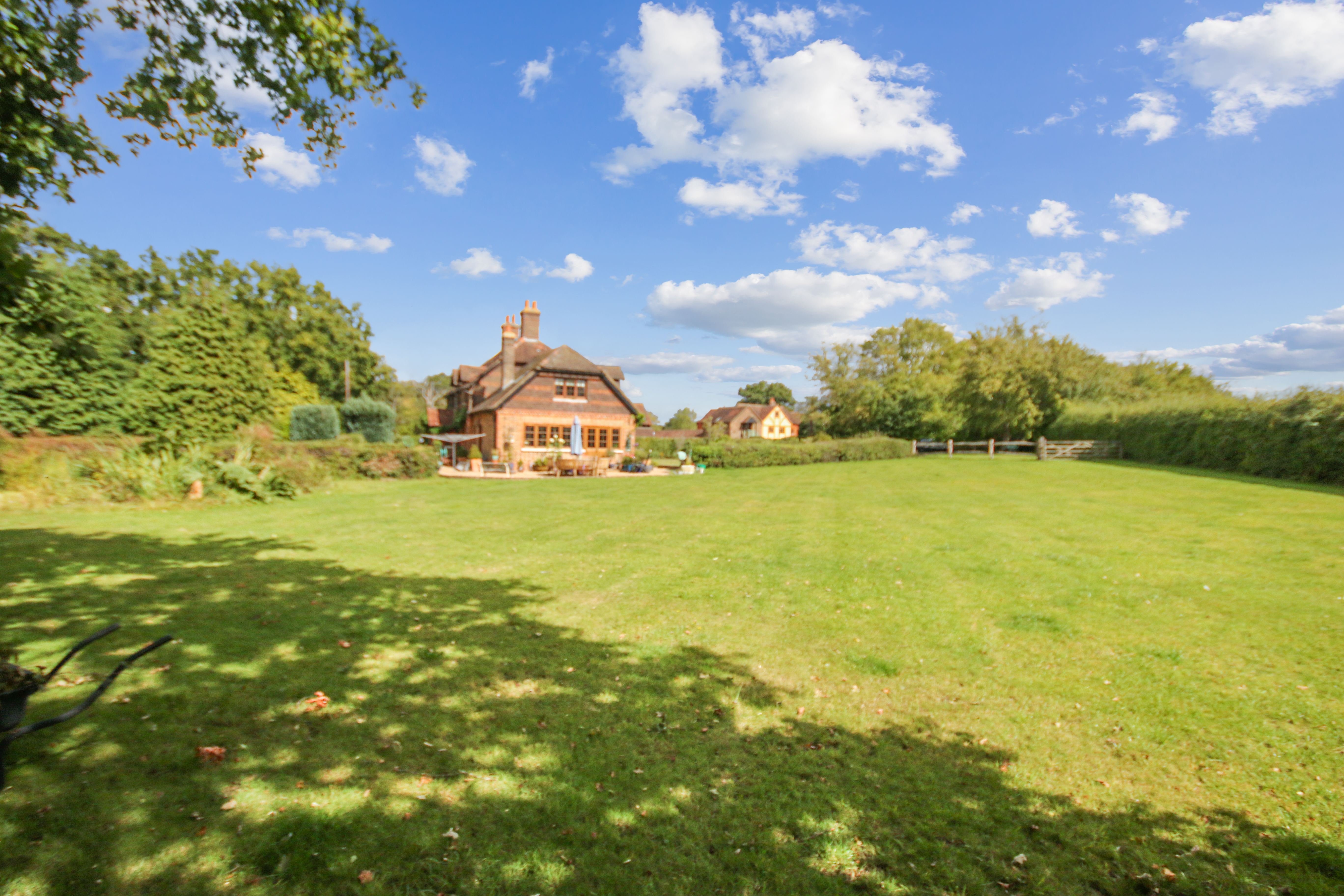 Glen Cottage, Bones Lane, Newchapel