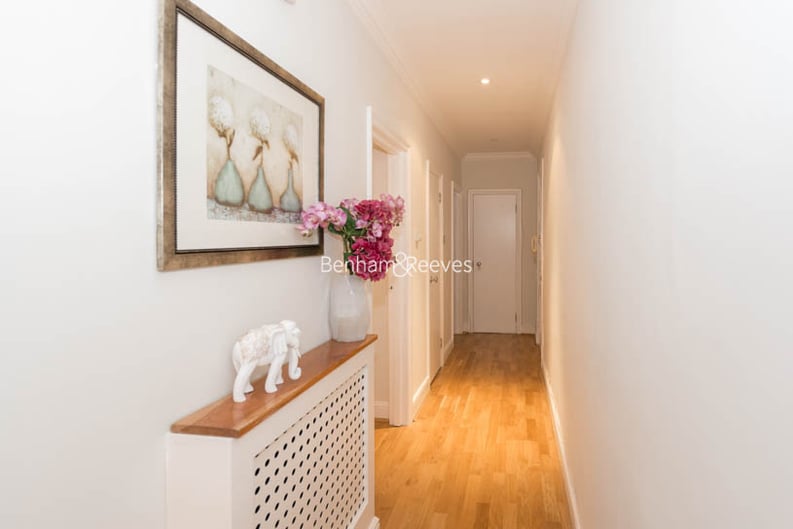 3 bedroom(s) apartment to sale in Pitt Street, Kensington, London-image 11