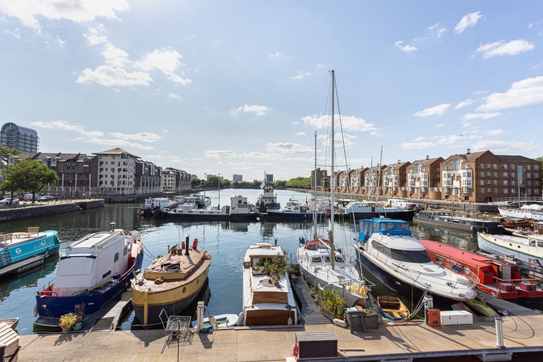 1 bedroom(s) apartment to sale in Ashton Reach, Surrey Quays, London-image 17