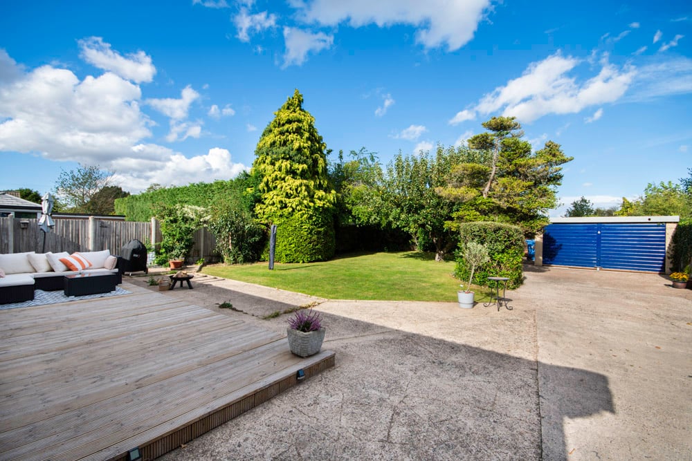 High Street, Doncaster, DN10 4NY