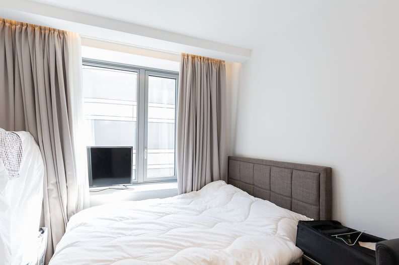 3 bedroom(s) apartment to sale in Albert Embankment, Vauxhall-image 11