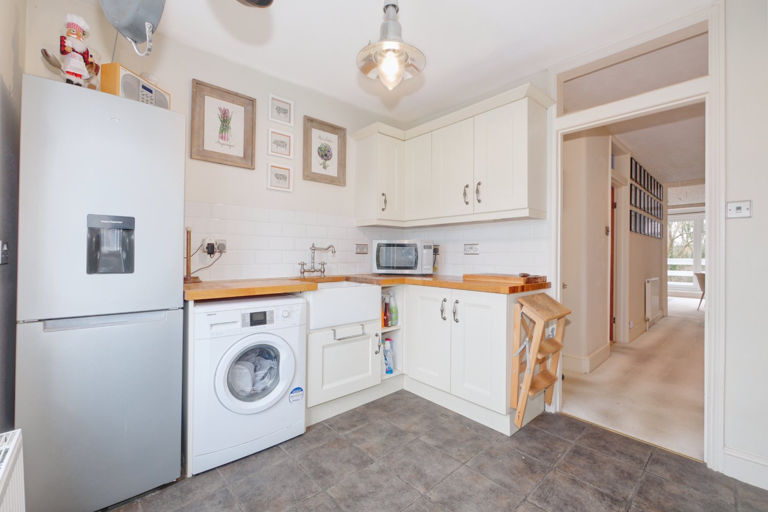 Property Details for Pevensey Road Polegate East Sussex BN26 6HJ