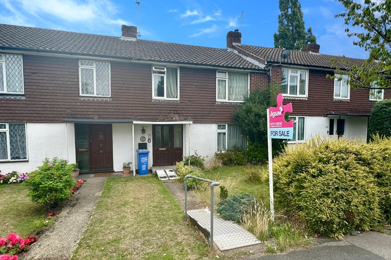 BLACKWATER, £250,000