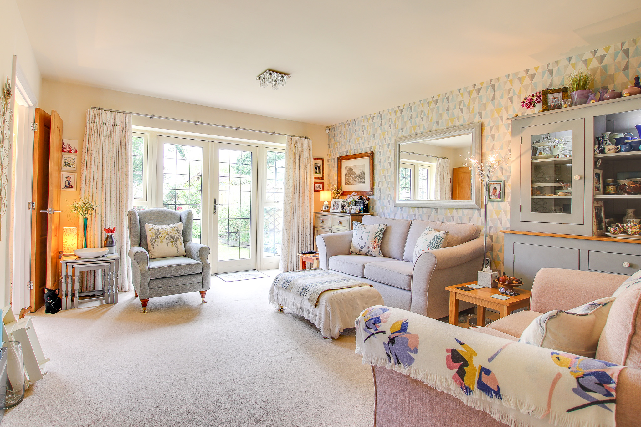 2 Bed Property for sale in Winkton, Christchurch Spencers