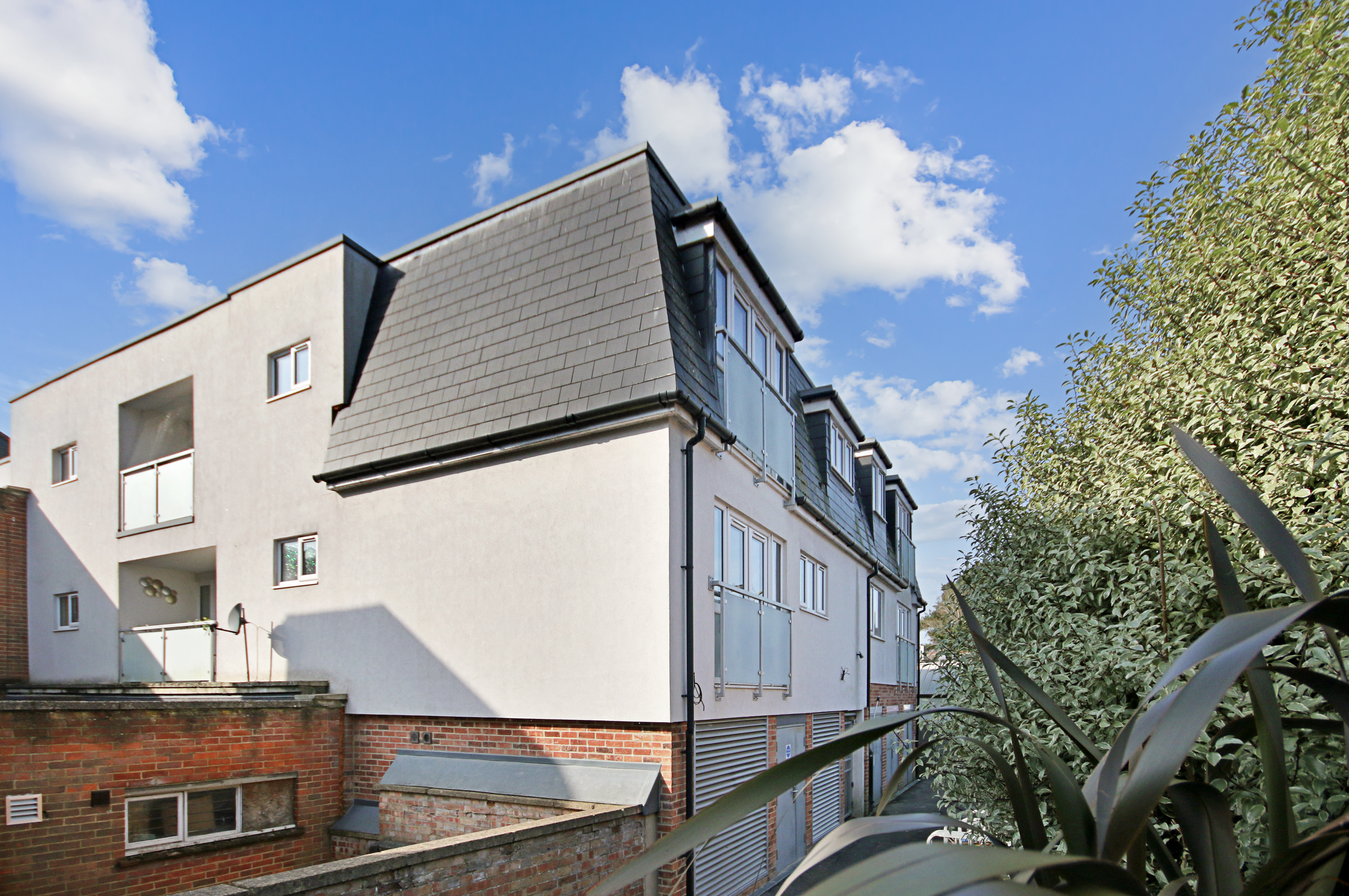 London Road, East Grinstead, West Sussex