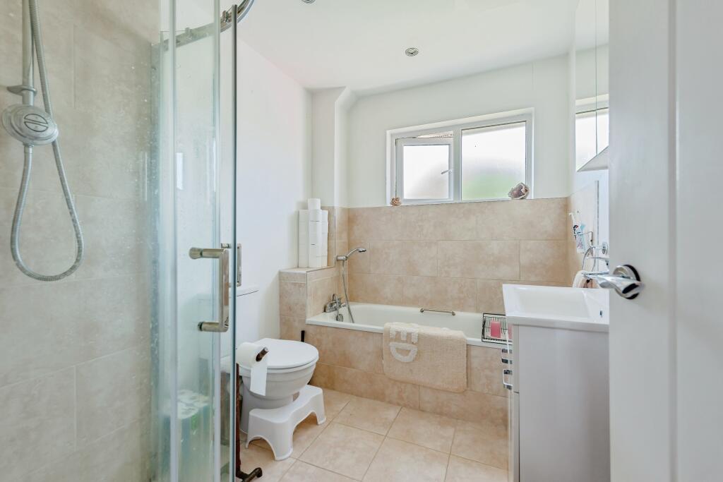 Clarence Drive, East Grinstead, West Sussex