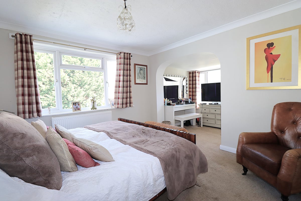 Sycamore Road, Farnborough, GU14 6RE