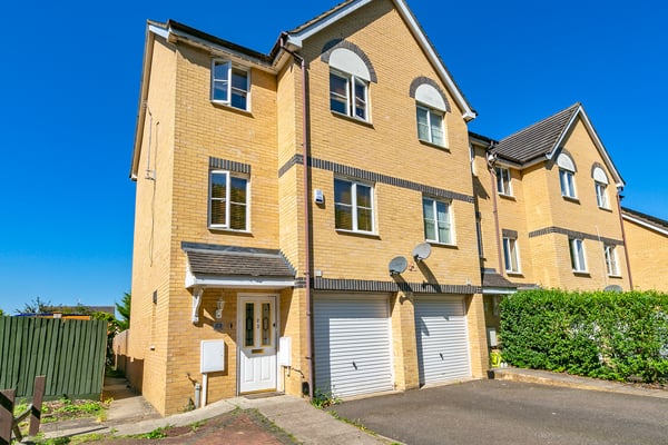 Bertram Close, Milton Keynes, Buckinghamshire Image