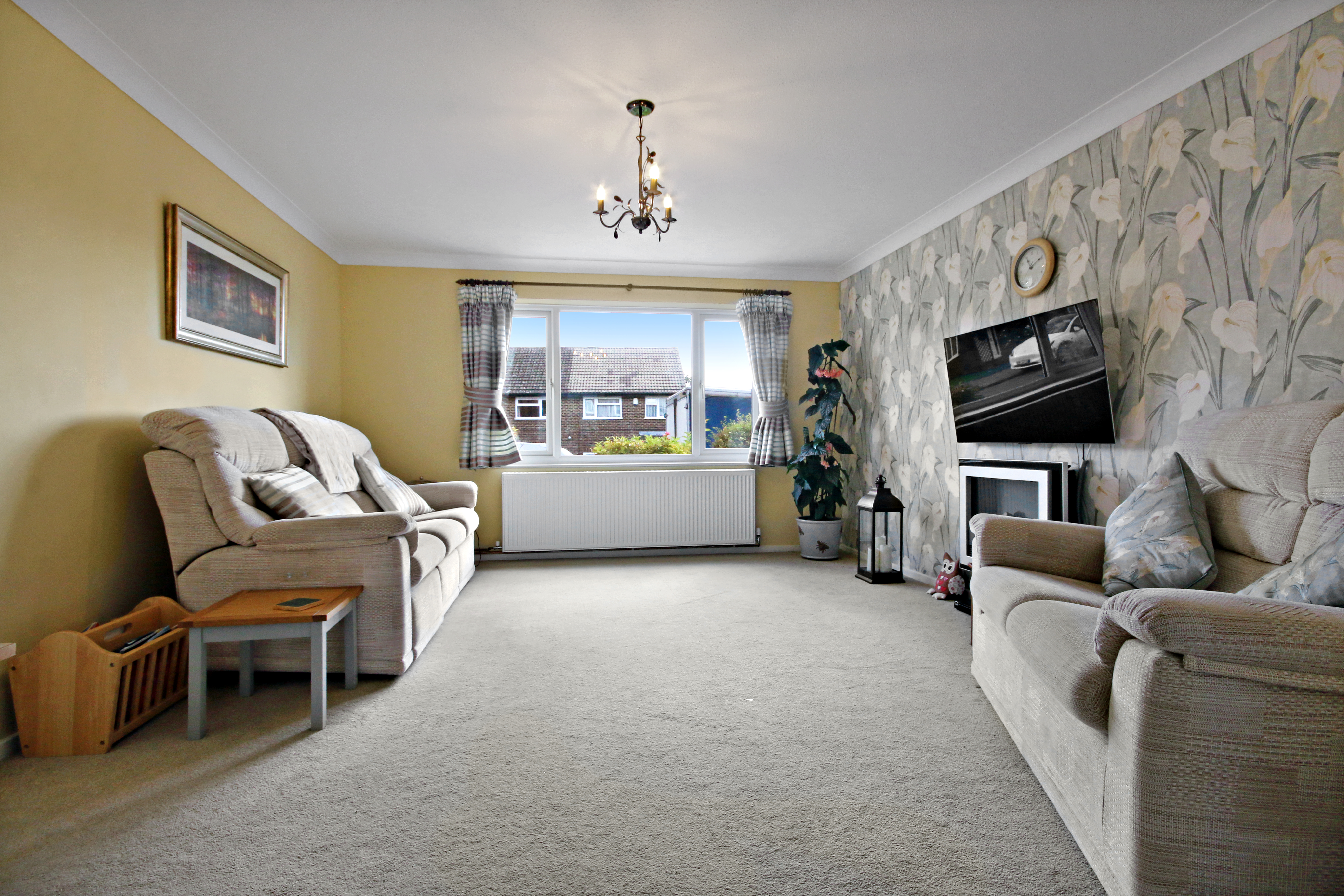 Bourg de Peage Avenue, East Grinstead, West Sussex