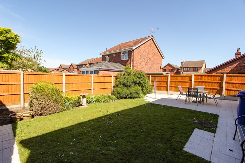 3 bedroom detached house for sale, Farnborough Drive, Cantley