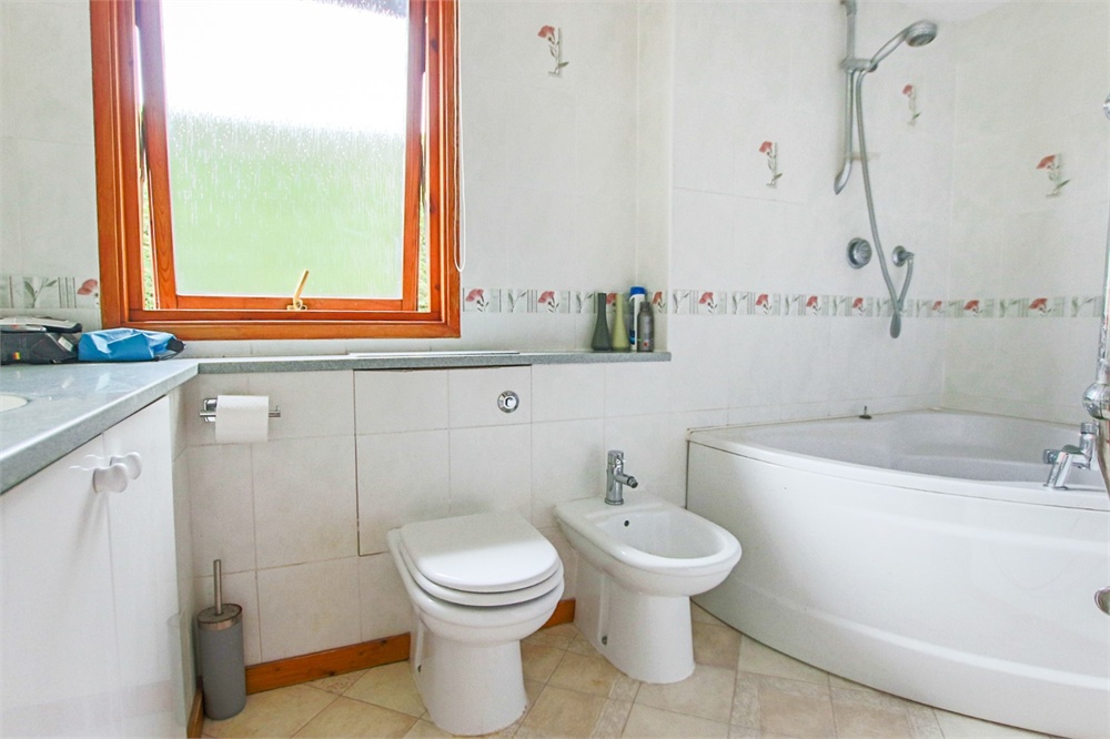 Fermandy Lane, Crawley, West Sussex