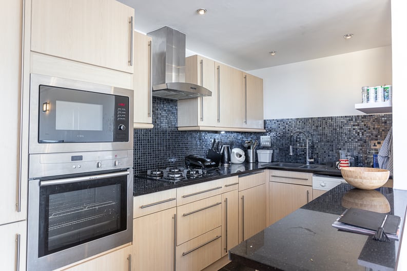 2 bedroom(s) apartment to sale in Maritime Quay, Isle of Dogs, London-image 19