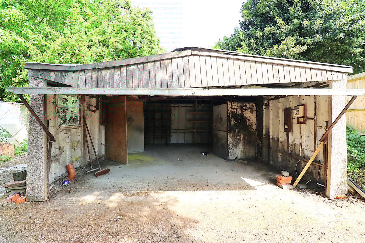  Cross Street, FARNBOROUGH, GU14 6AB