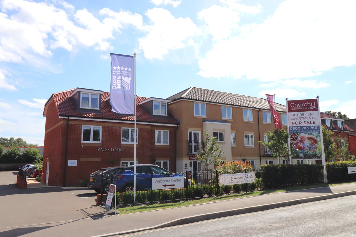 Yates Lodge, Victoria Road, Farnborough, GU14 7PN