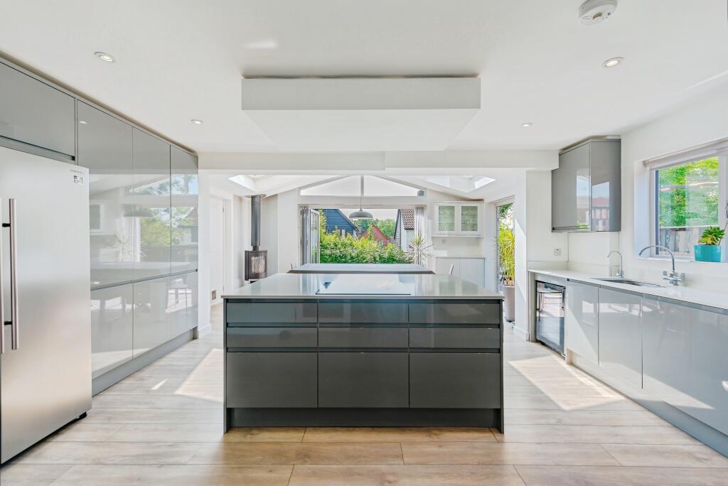 Clarence Drive, East Grinstead, West Sussex