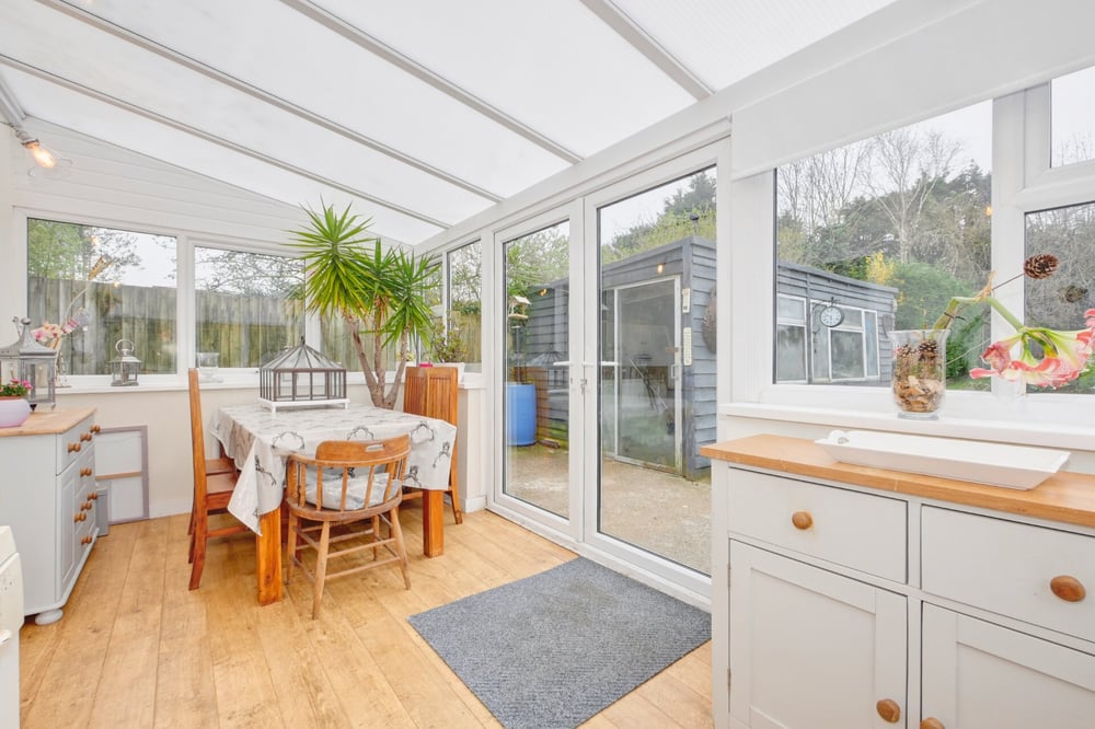 Property Details for Summerfields Avenue Hailsham East Sussex BN27 3BP