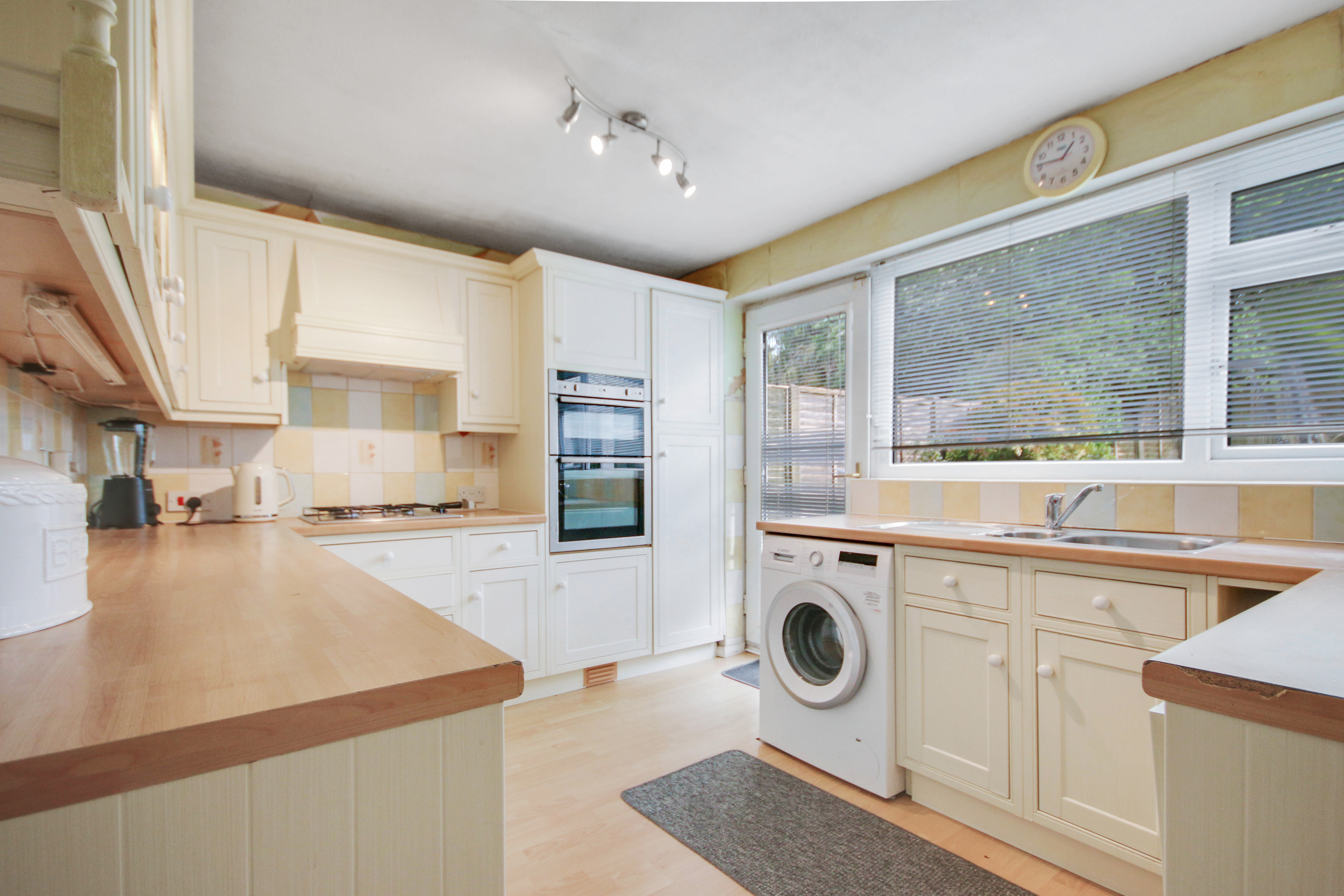 Sunny Avenue, Crawley Down, West Sussex