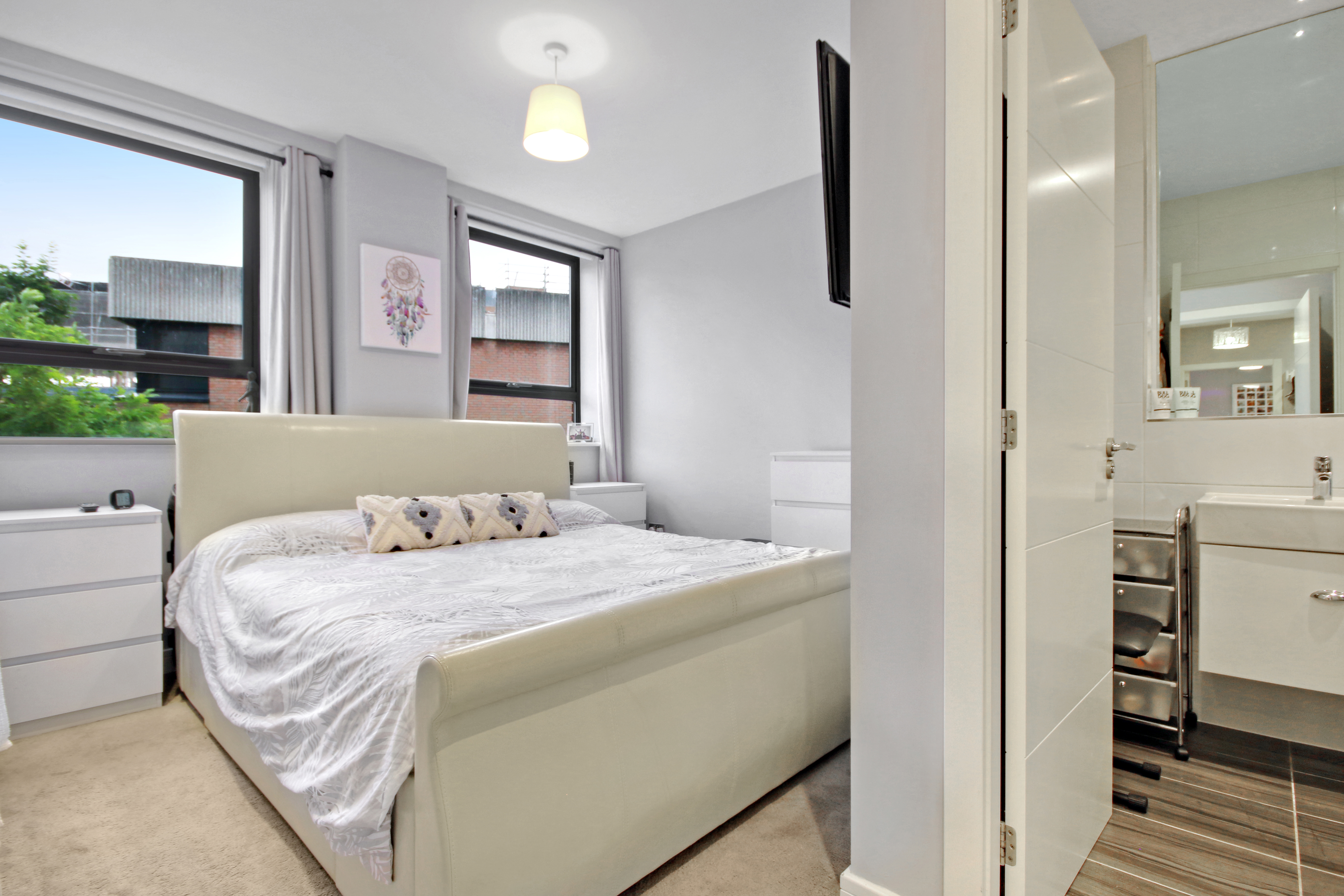 White Lion Close, East Grinstead, West Sussex