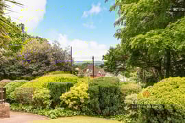 Warwick View | Thumbnail