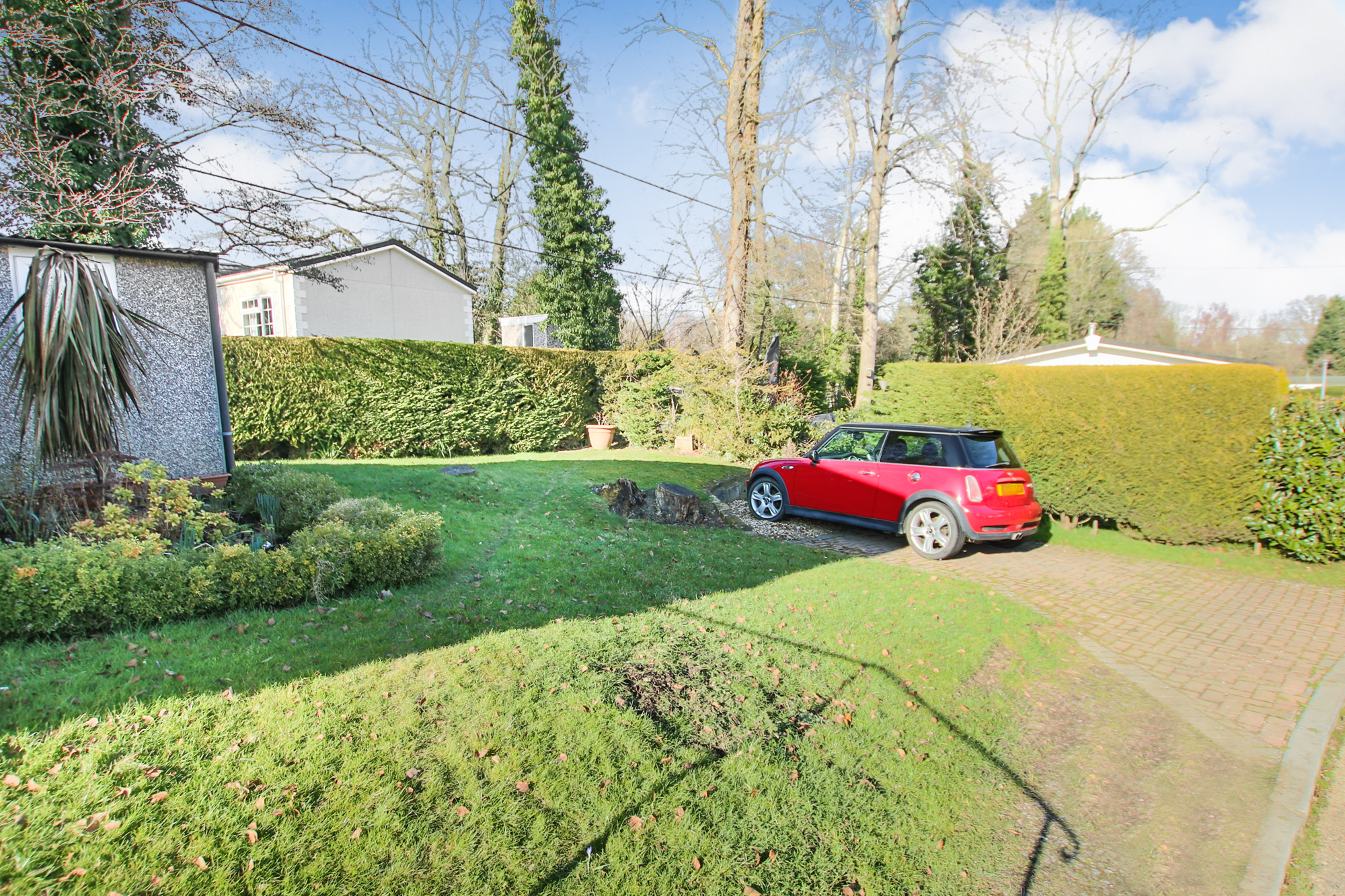 Turners Hill Park, Crawley, West Sussex