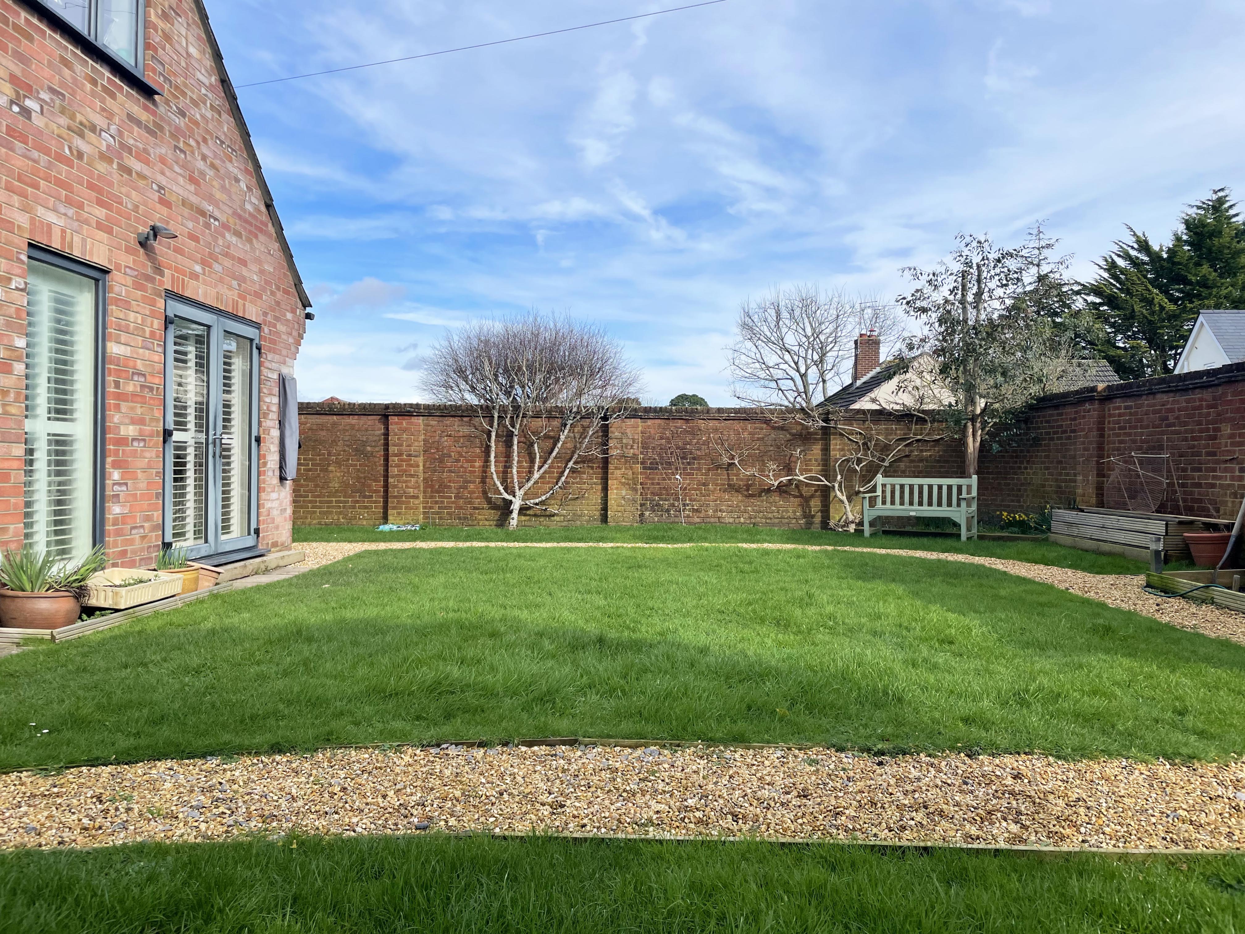 3 Bed Property for sale in Brockenhurst Spencers