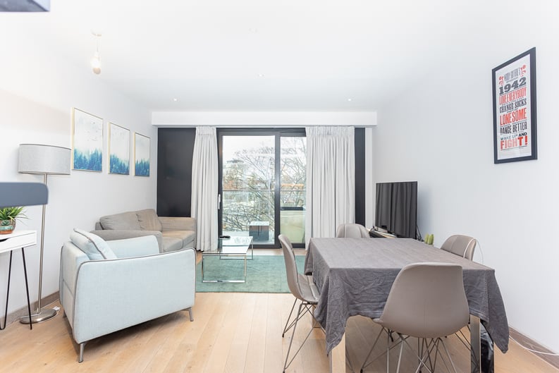 1 bedroom(s) apartment to sale in Drapers Yard, Wandsworth, London-image 14
