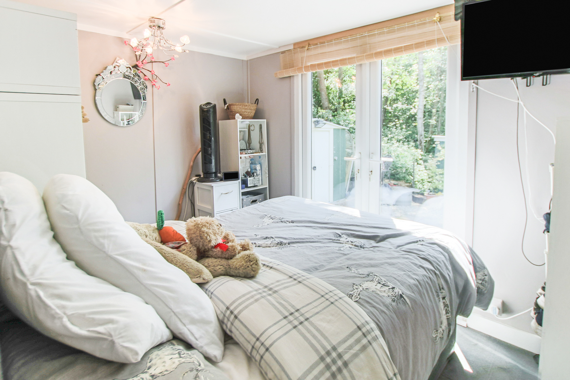 Turtle Dove Avenue, Turner Hill, West Sussex