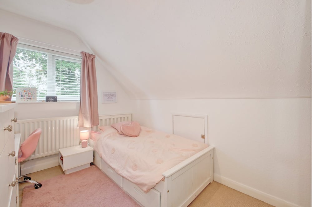 Property Details for Lansdowne Way Hailsham East Sussex BN27 1LX