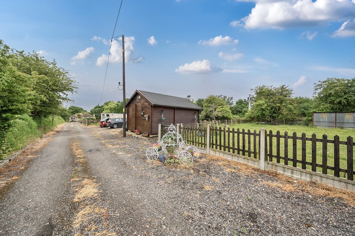 The Laurels, Castledon Road, Billericay, CM11 1LP