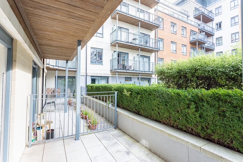 Studio apartment to sale in Boulevard Drive, Colindale, London-image 7