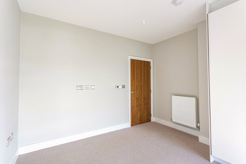 1 bedroom(s) apartment to sale in Silvocea Way, Canning Town, London-image 13
