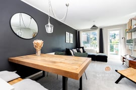 Woodside | Thumbnail