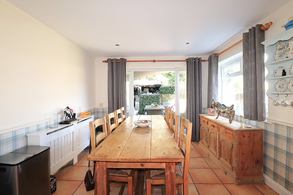 Sycamore Road, Farnborough, GU14 6RE