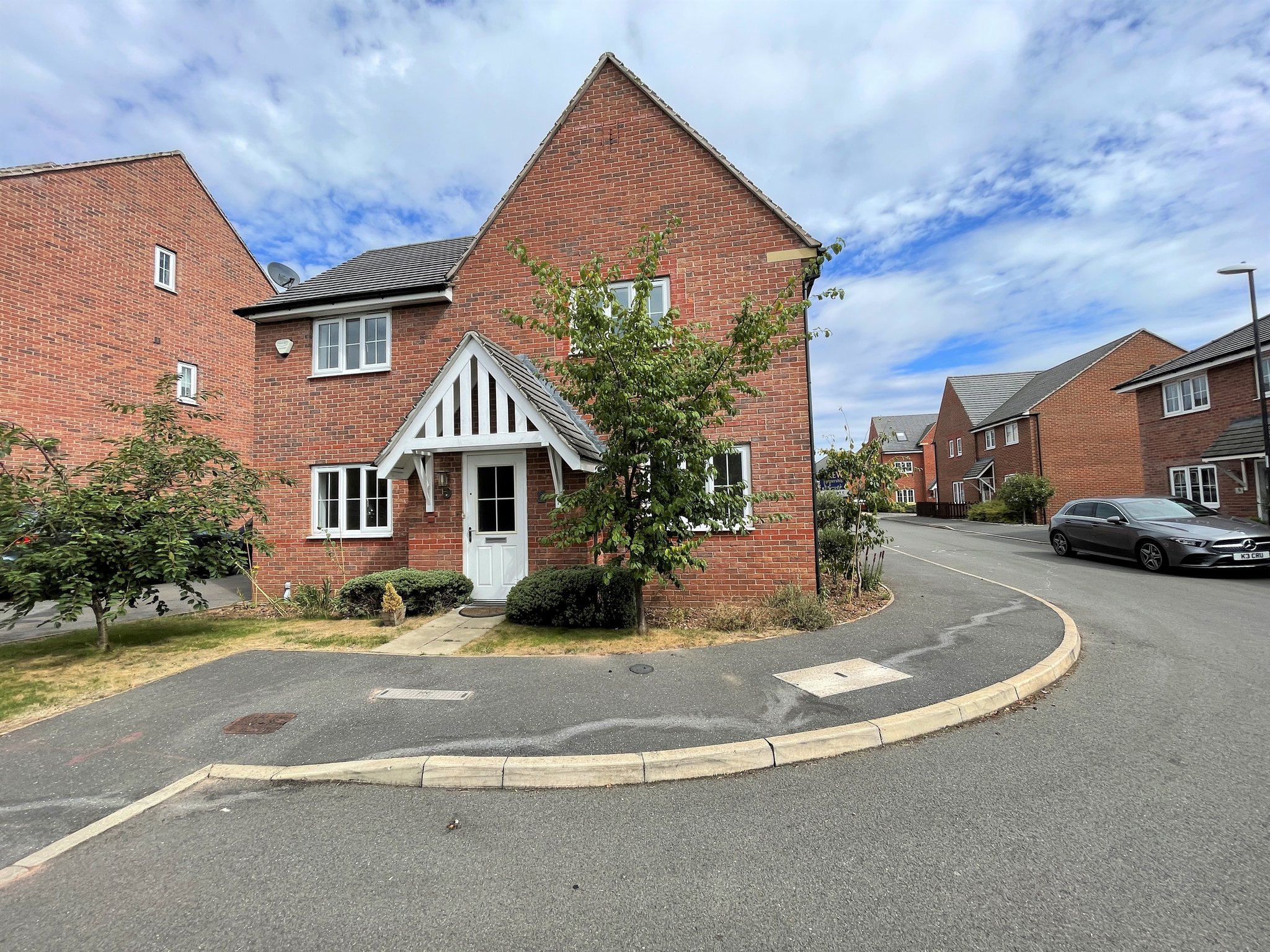 Glasgow Close, Church Gresley The Crew Partnership