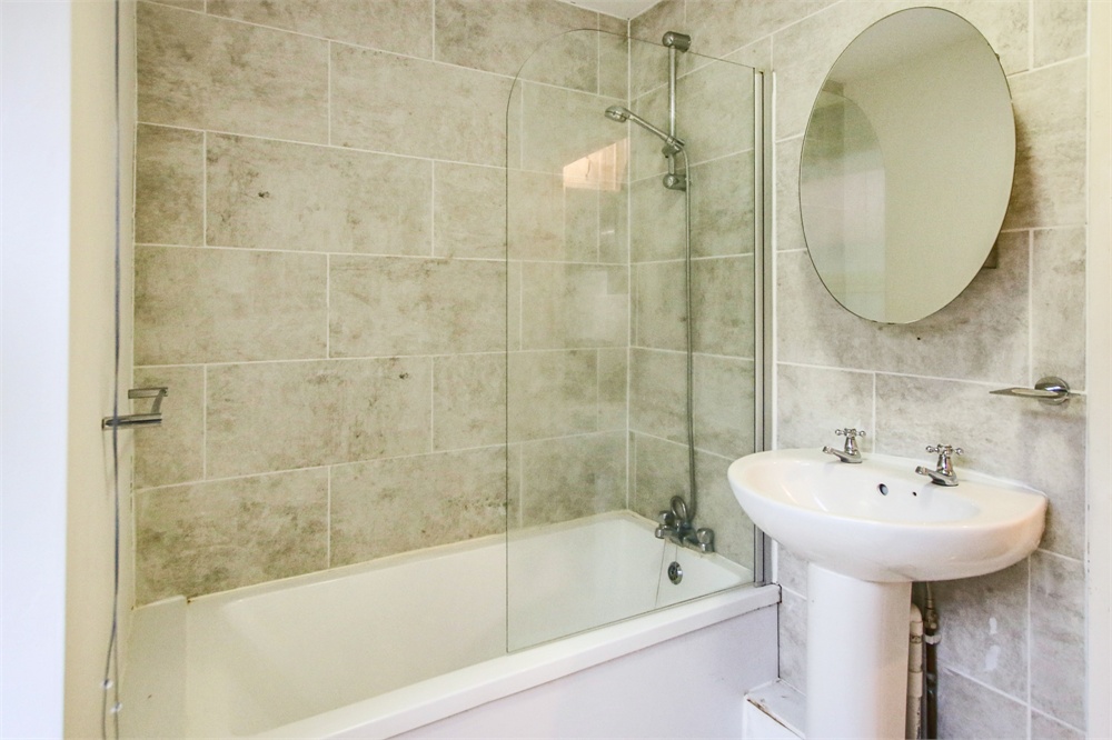 Cantelupe Road, East Grinstead