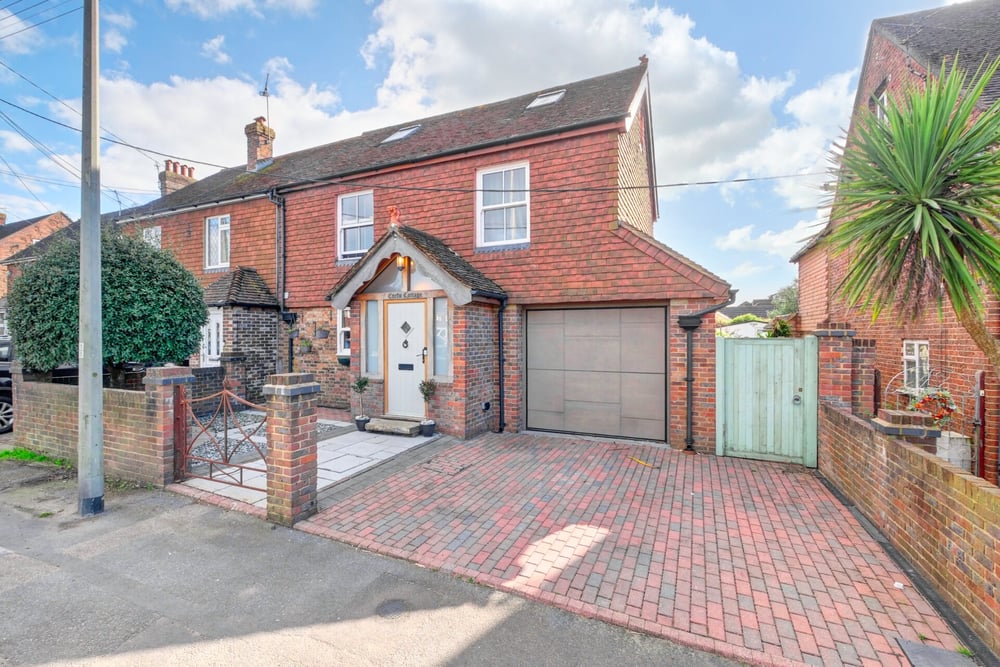 Property Details for Hawkswood Road Hailsham East Sussex BN27 1UN