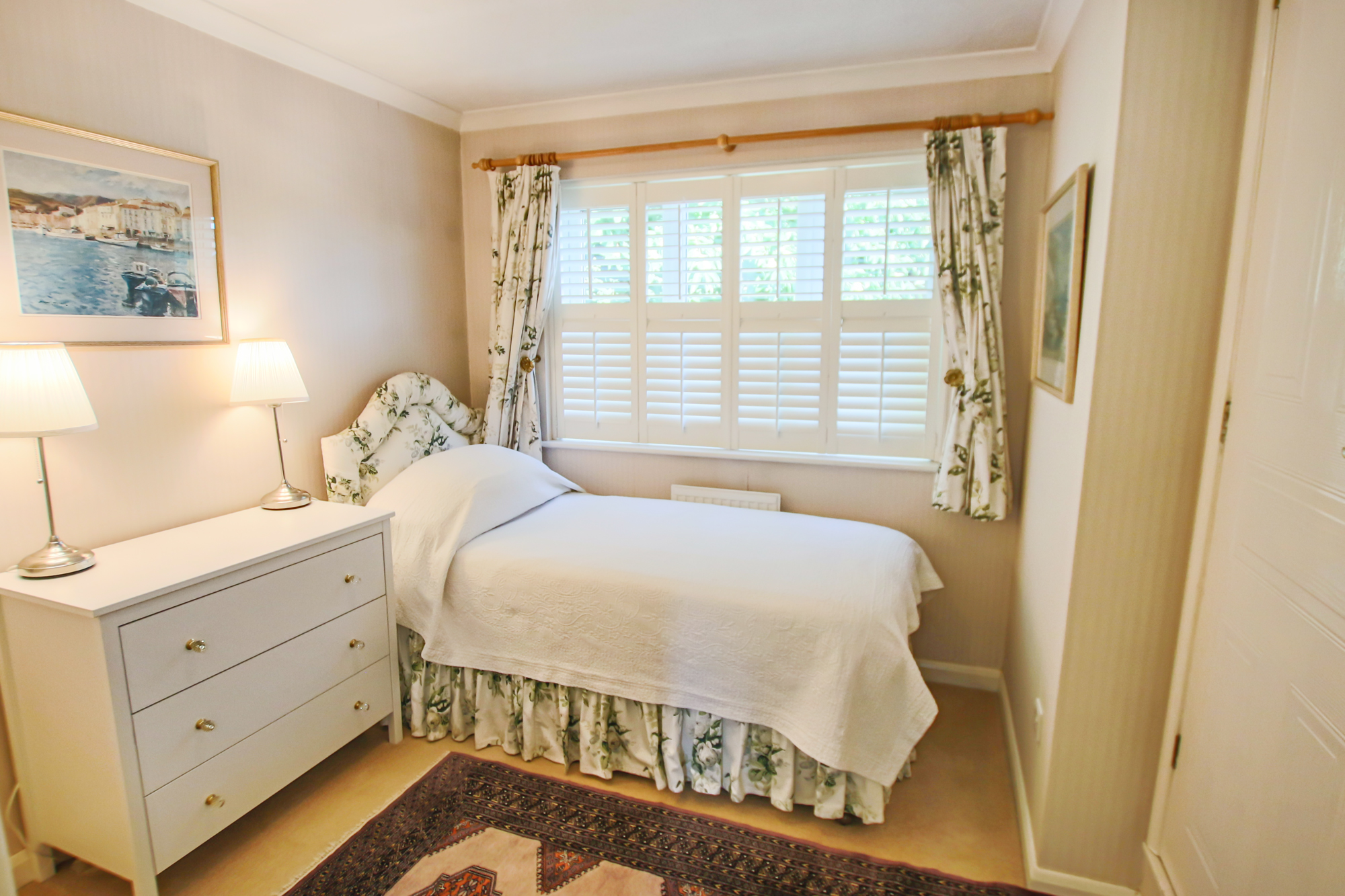 Dexter Drive, East Grinstead, West Sussex