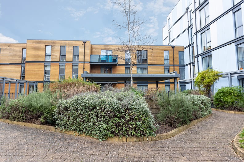 3 bedroom(s) apartment to sale in 7 Charcot Road, Colindale, London-image 16