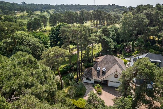 Lilliput Road, Lilliput, BH14