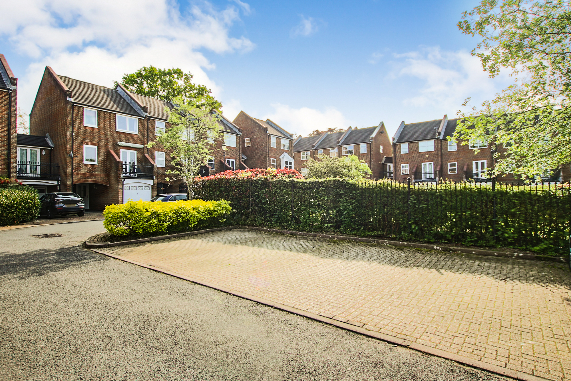 Manning Close, East Grinstead, West Sussex