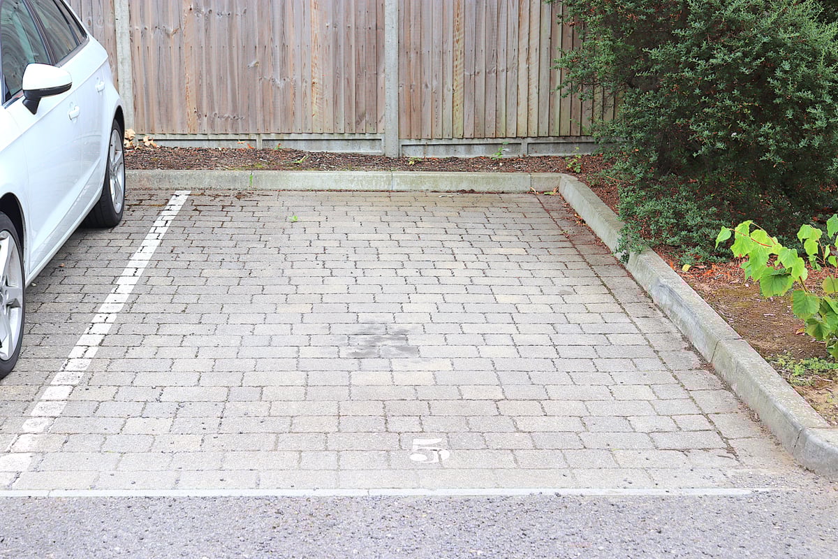 Flat 5, Ward Court, 2 Rectory Road, Farnborough, GU14 7DG