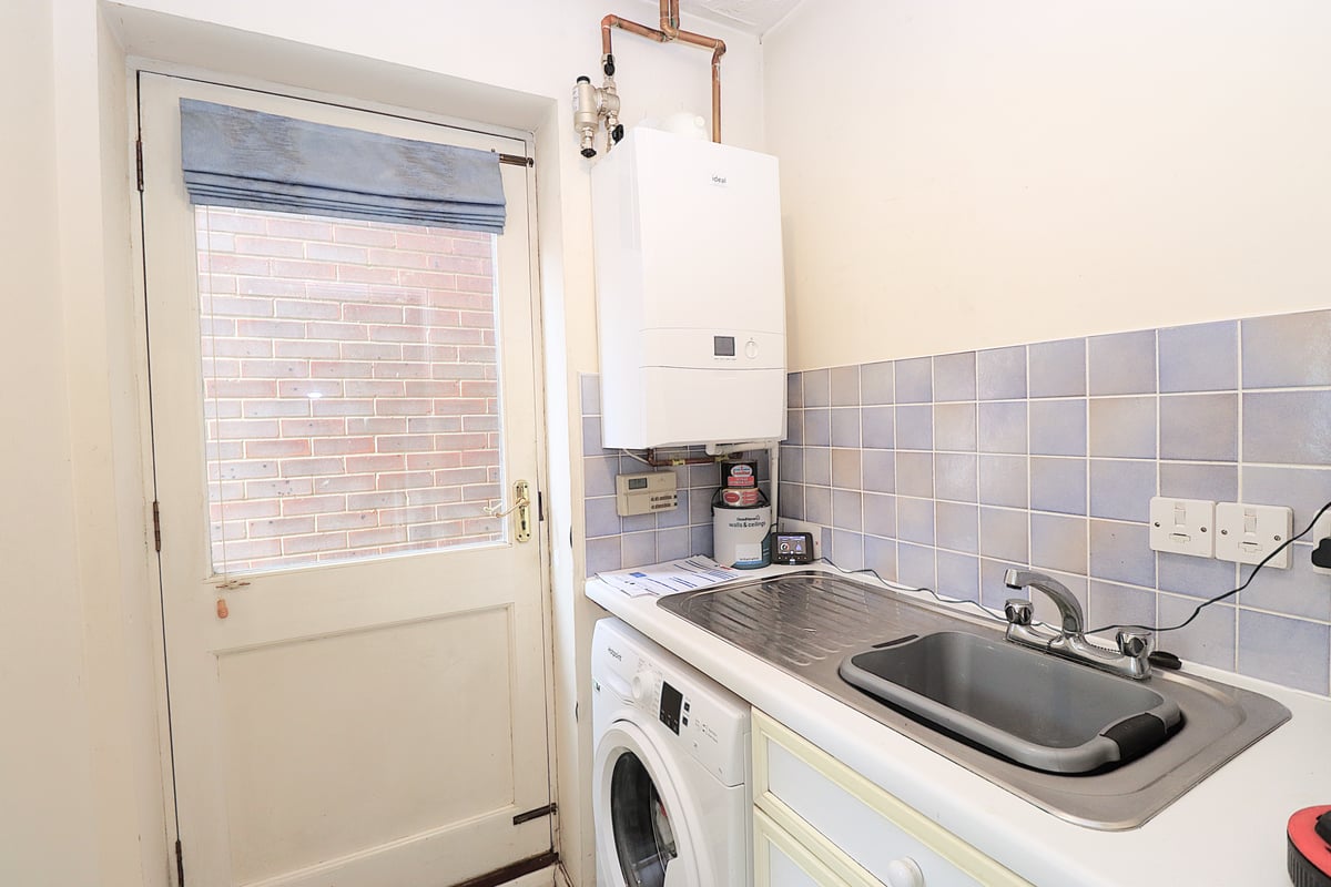 Palmerston Close, Farnborough, GU14 0RL