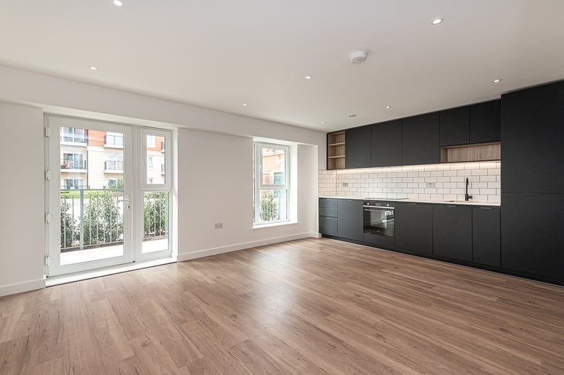 1 bedroom(s) apartment to sale in Beaufort Square, Beaufort Park, London-image 1