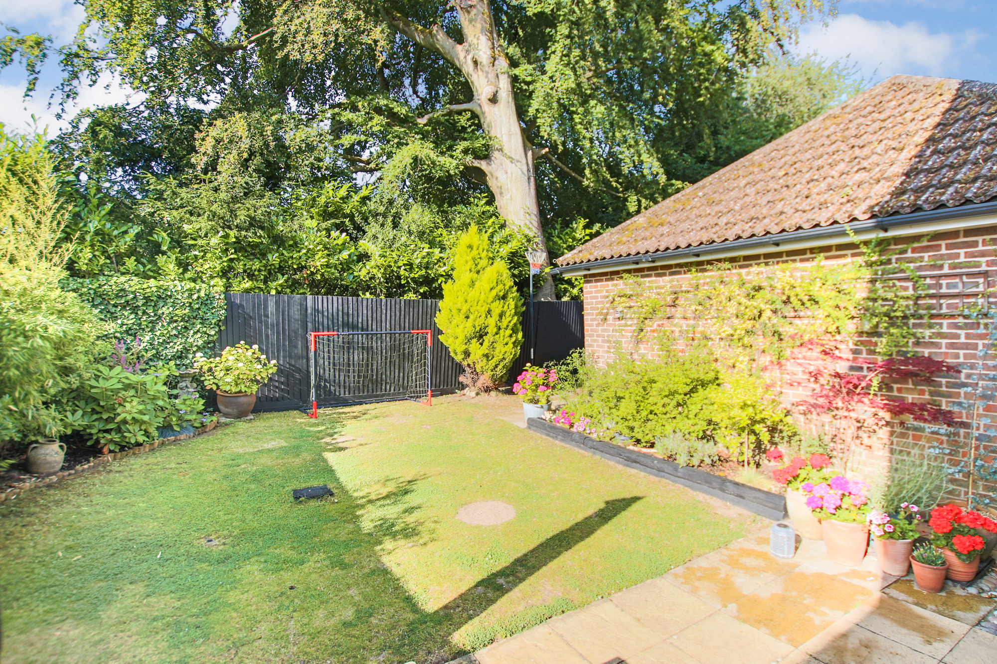 Rowplatt Close, East Grinstead, Surrey