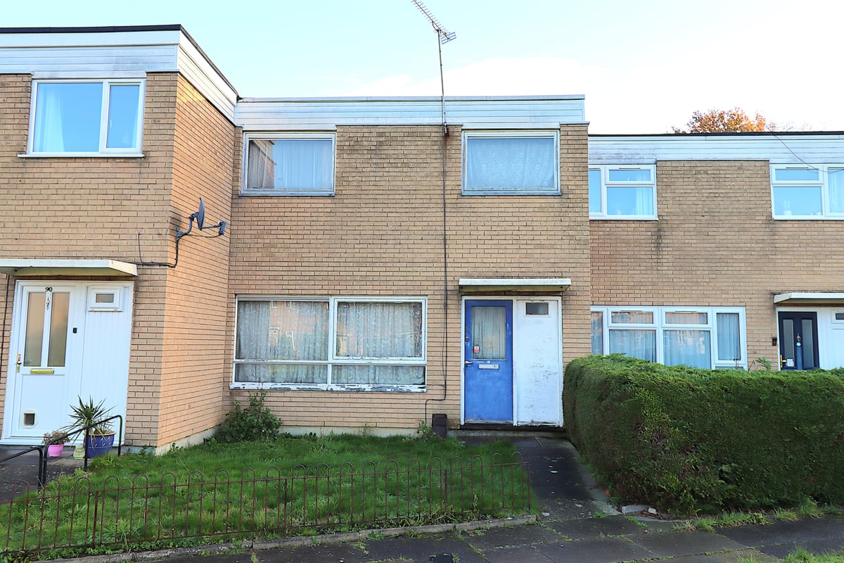 Holywell Close, Farnborough, GU14 8TT