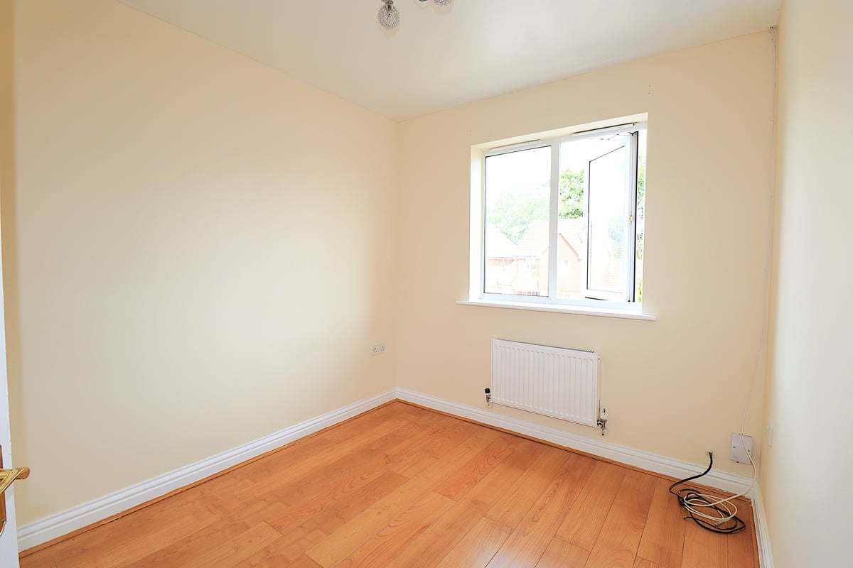 Fleet Road, Farnborough, GU14 9SL