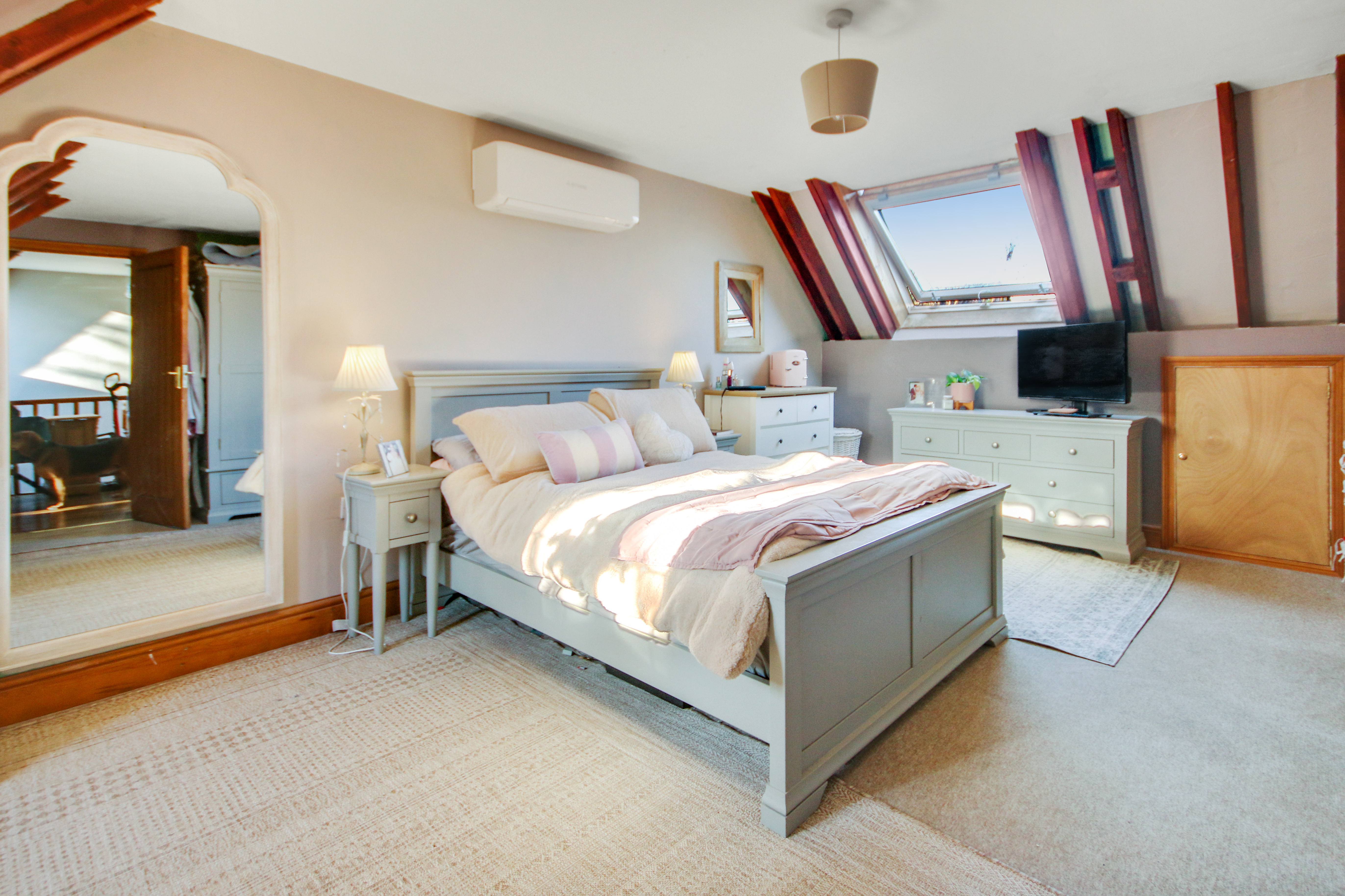 Brookhill Road, Crawley, West Sussex