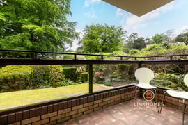 Warwick View | Thumbnail