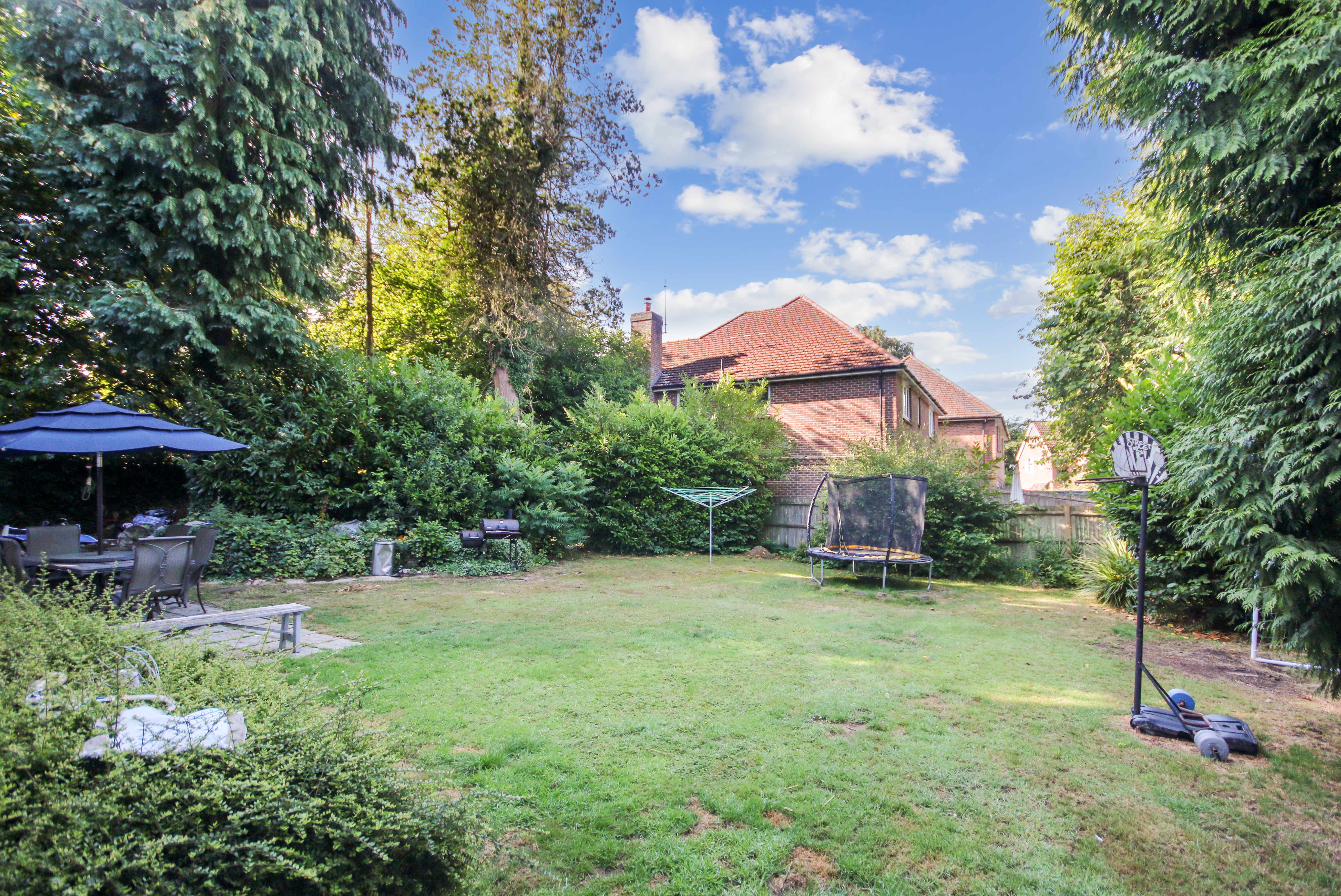 Copthorne Road, Surrey